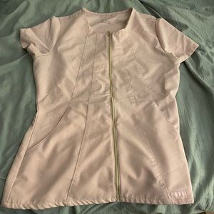 Jaanuu zip top scrubs. Bottoms have both drawstring and elastic waistband